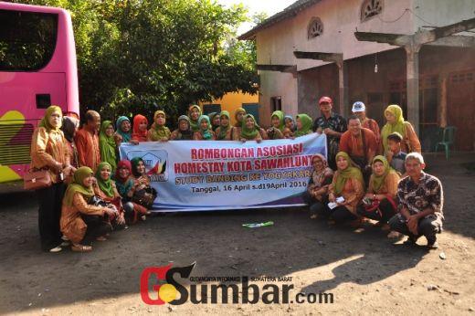 Homestay Sawahlunto Pelajari Pengelolaan Desa Wisata Pentingsari Sleman Yogyakarta