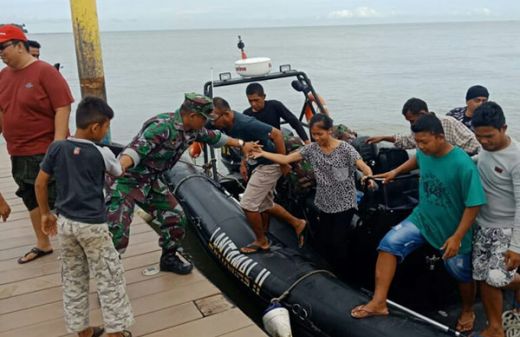 TNI AL Kirim Tim Sea Rider untuk Evakuasi 150 Wisatawan yang Terjebak di Pulau Angso Duo