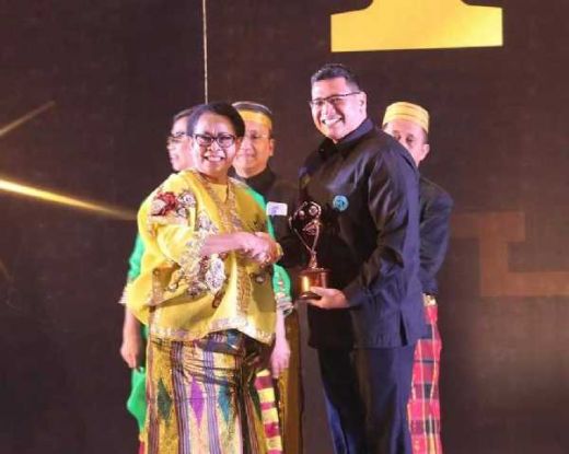 Dharmasraya Raih Penghargaan Kabupaten Layak Anak