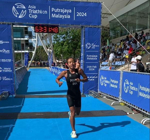 Martina Ayu Raih Penghargaan Top 5 Finisher, Julie Derron Juara Asian Triathlon 2024 Putra Jaya