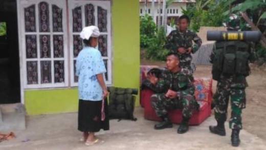 Lakukan TMMD, 150 Prajurit TNI Makan dan Tidur Berbaur di Rumah Warga
