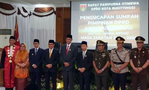 Hari Ini, Herman Sofyan dan Nur Hasra Dilantik Sebagai Pimpinan Definitif DPRD Bukittinggi