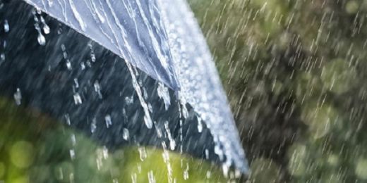 BMKG Ingatkan Warga Sumbar Waspadai Puncak Musim Hujan