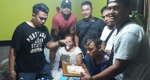 Gawat... Ibu dan Anak Kompak Jualan Sabu di Padang, Akhirnya Tertangkap Polisi
