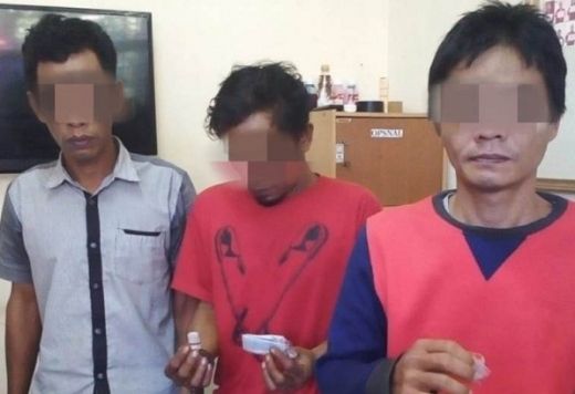 Sedang Asyik Pesta Sabu, Tiga Pemuda Diciduk Polisi di Payakumbuh
