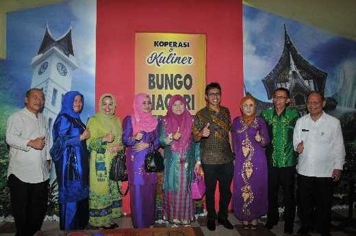 Gubernur Irwan Prayitno Launching Koperasi Bungo Nagari Sepakat dan Kuliner Khas Minang