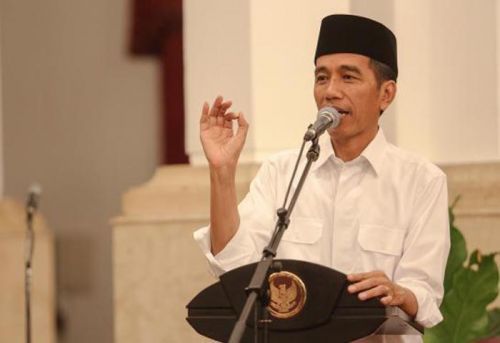 Batal ke Sumbar, Ternyata Jokowi Salat Idul Adha di Banjarmasin