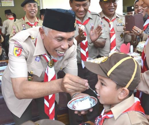 Ultah ke-49, Walikota Padang Dapat Kejutan dari Pramuka