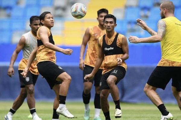 Borneo FC Siap Hadapi PSM Makassar Dengan Maksimal