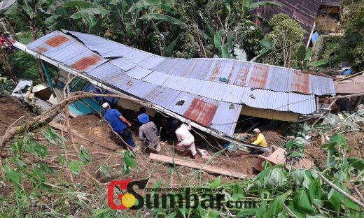 Rumah di Sungai Jariang IV Koto Agam Ini Amblas, 2 Orang Penghuninya Terluka
