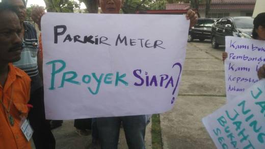 Tukang Parkir Sebut Parkir Meter Proyek Walikota Padang