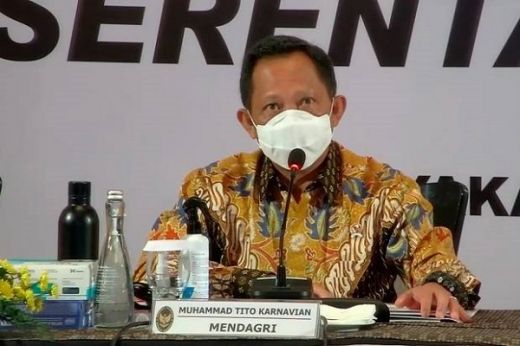 Belum Bayar Insentif Nakes, Mendagri Tegur 10 Kepala Daerah Termasuk Wali Kota Padang