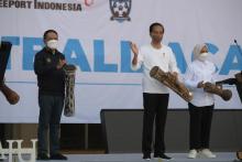 Komitmen PT Freeport Indonesia Bangun SDM, Presiden Jokowi Luncurkan Papua Football Academy